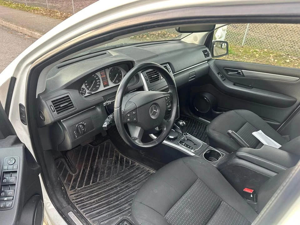 2011 Mercedes-Benz W245 B-Class - Image 9 of 12