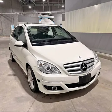 2011 Mercedes-Benz B200