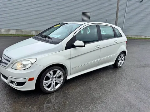 2011 Mercedes-Benz B200