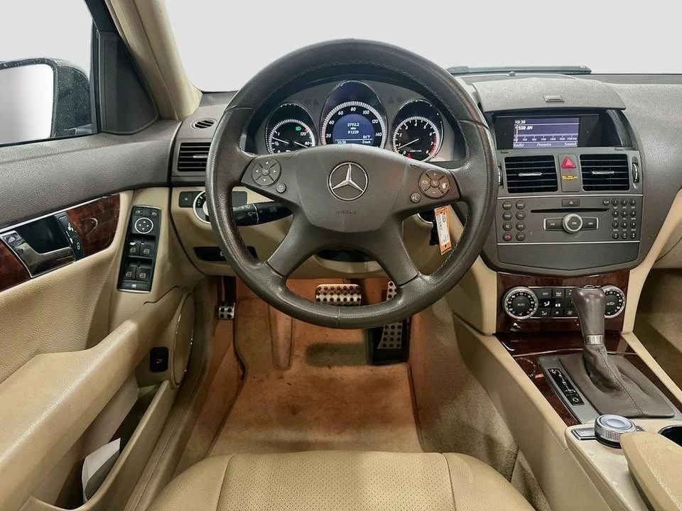 2011 Mercedes-Benz W204 C-Class - Image 12 of 20