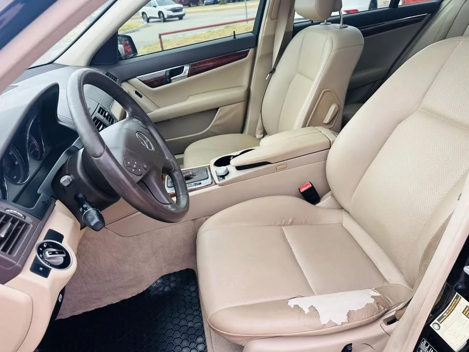 2011 Mercedes-Benz W204 C-Class - Image 11 of 19