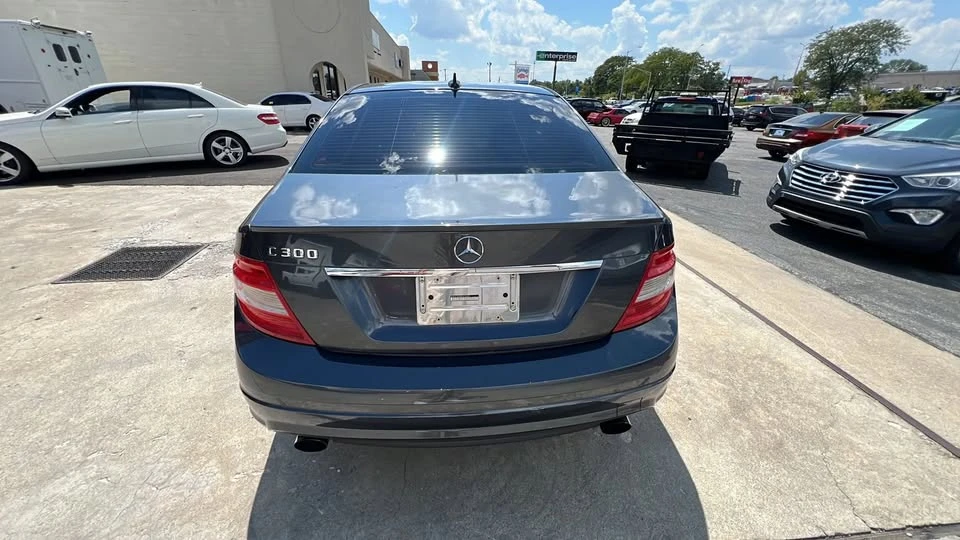 2011 Mercedes-Benz W204 C-Class - Image 4 of 19
