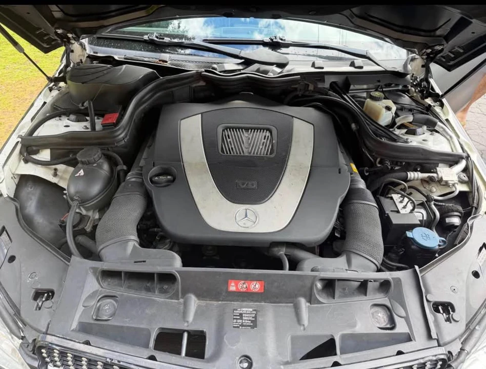 2011 Mercedes-Benz W204 C-Class - Image 9 of 10