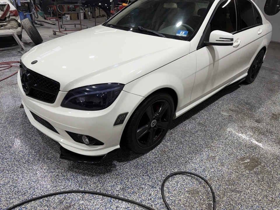 2011 Mercedes-Benz W204 C-Class - Image 3 of 14