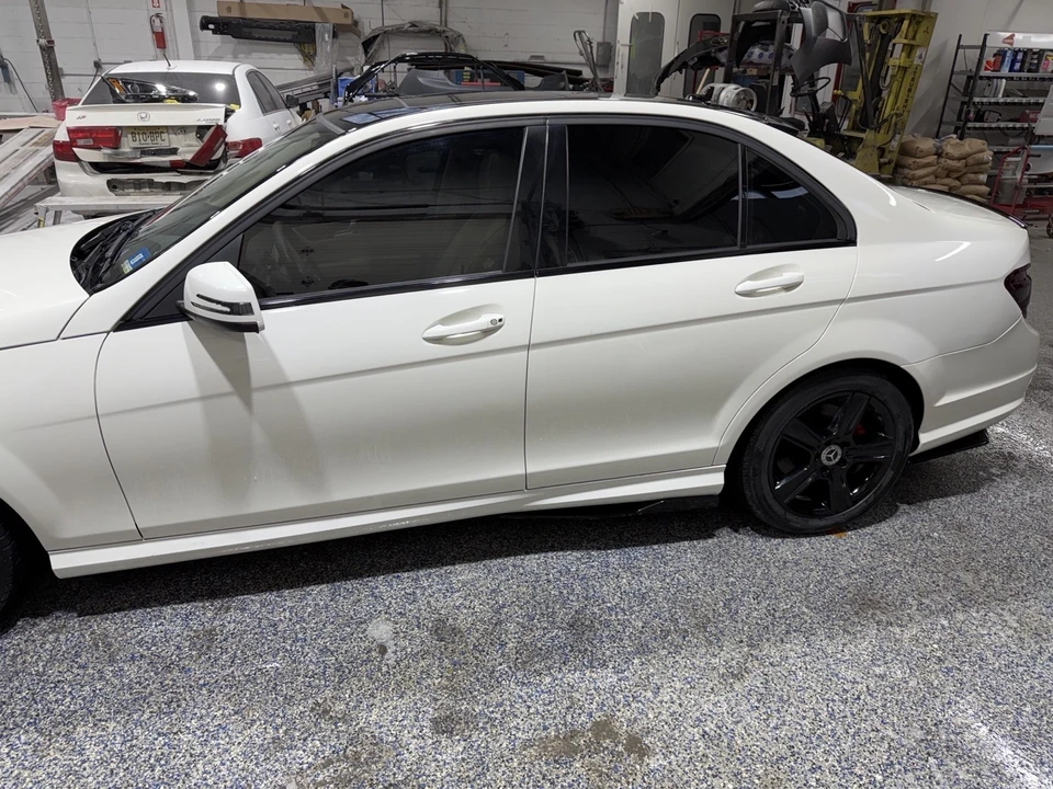 2011 Mercedes-Benz W204 C-Class - Image 4 of 14