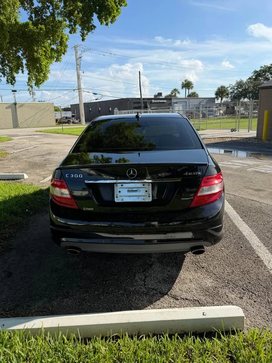 2011 Mercedes-Benz W204 C-Class - Image 6 of 20