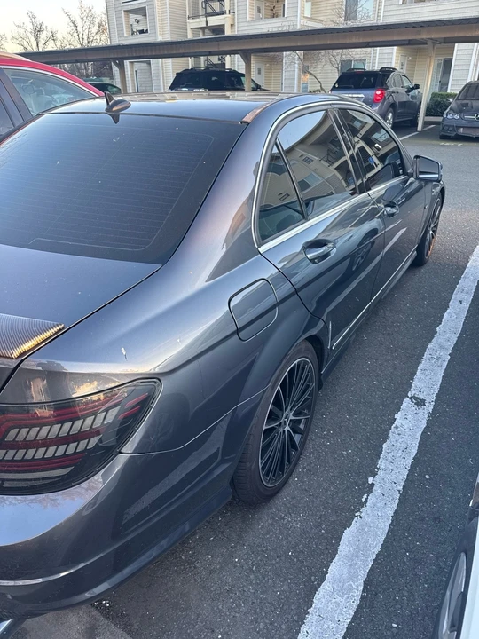 2011 Mercedes-Benz W204 C-Class - Image 7 of 16