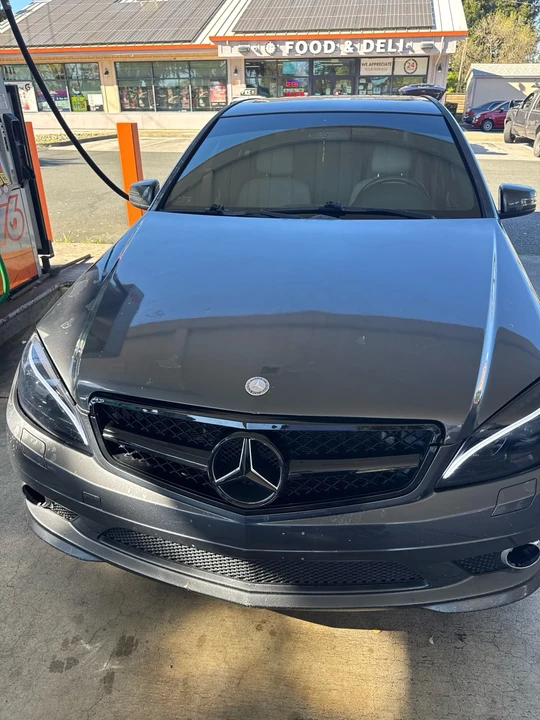 2011 Mercedes-Benz W204 C-Class - Image 10 of 16