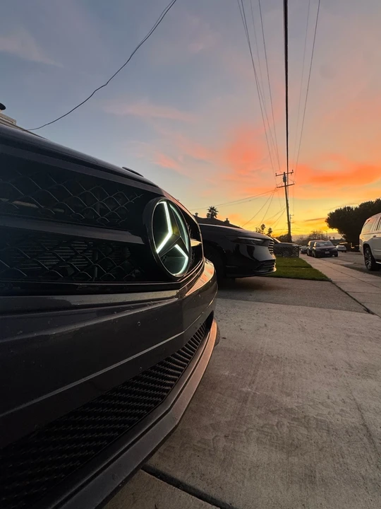 2011 Mercedes-Benz W204 C-Class - Image 11 of 16