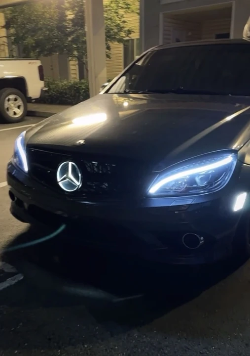 2011 Mercedes-Benz W204 C-Class - Image 5 of 16