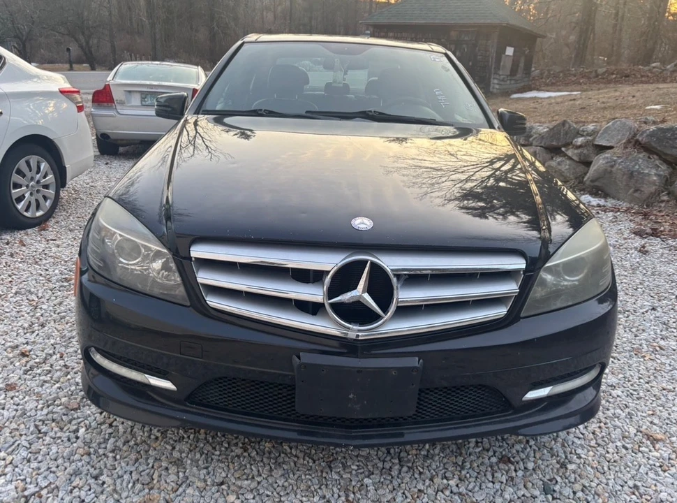 2011 Mercedes-Benz W204 C-Class - Image 3 of 17