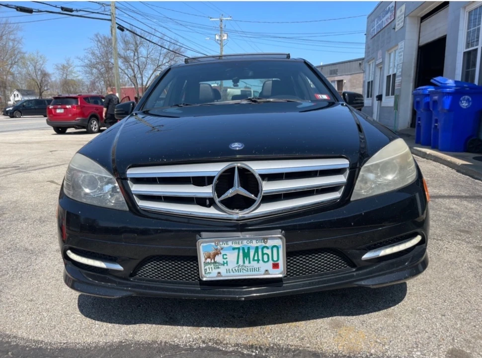 2011 Mercedes-Benz W204 C-Class - Image 2 of 17