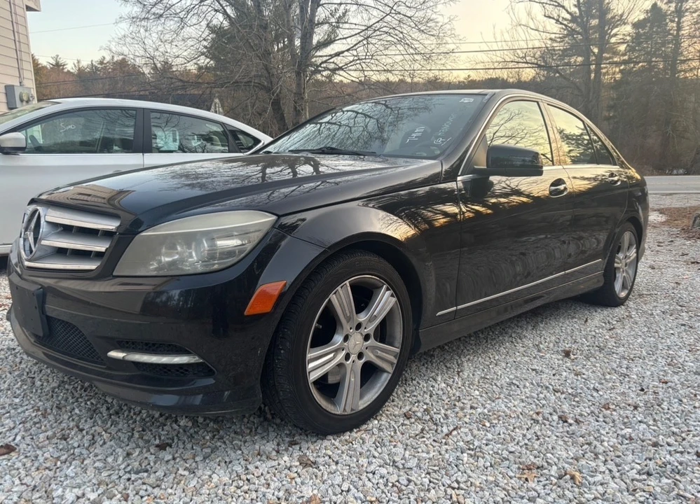 2011 Mercedes-Benz W204 C-Class - Image 4 of 17