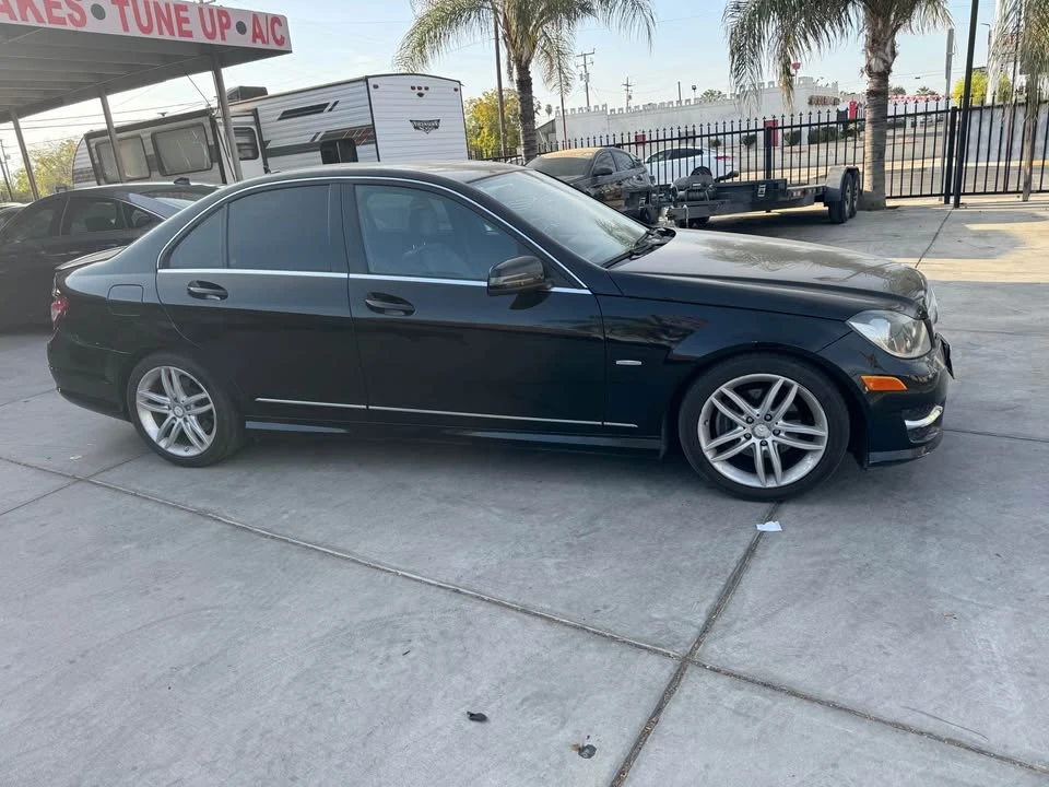 2011 Mercedes-Benz W204 C-Class - Image 2 of 11