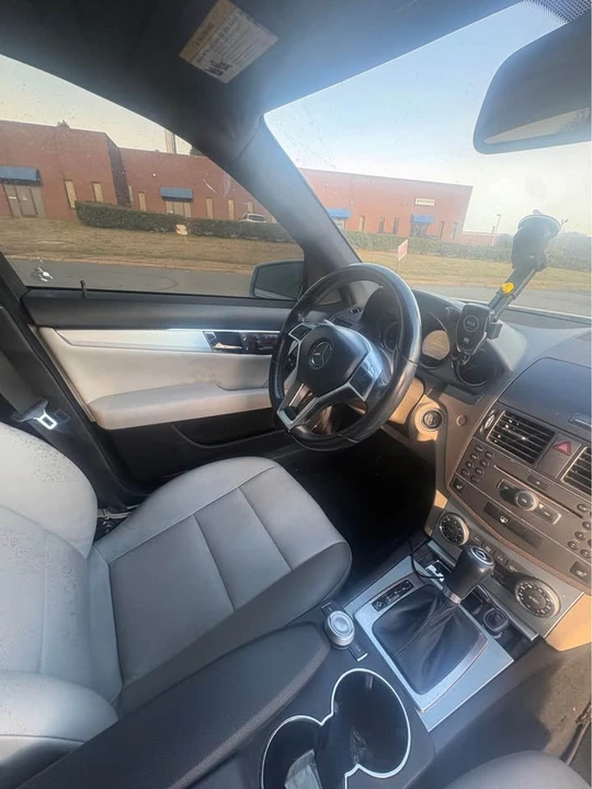 2011 Mercedes-Benz W204 C-Class - Image 8 of 8