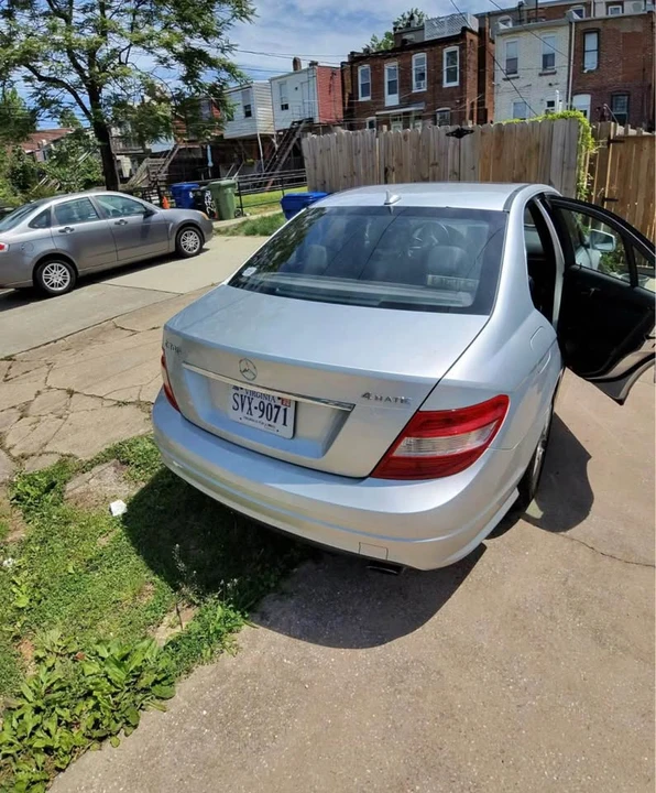2011 Mercedes-Benz W204 C-Class - Image 7 of 10