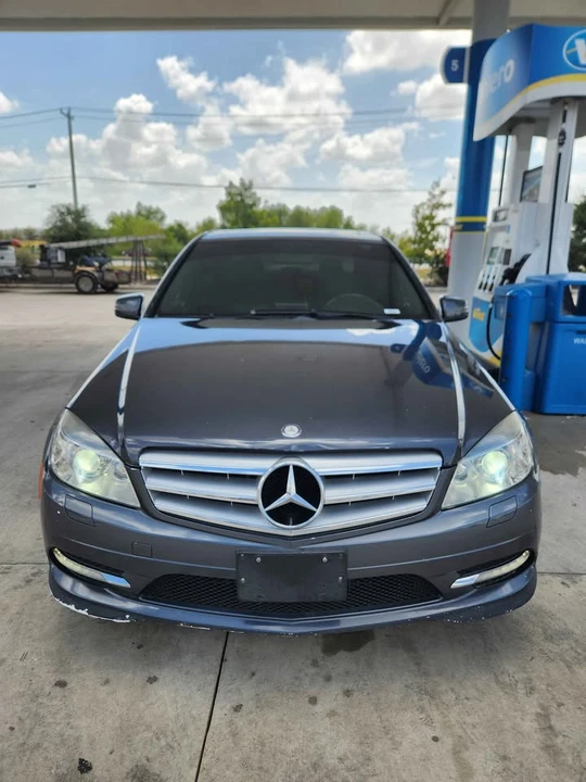 2011 Mercedes-Benz W204 C-Class - Image 5 of 15