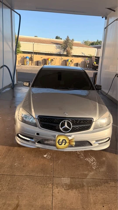 2011 Mercedes-Benz W204 C-Class - Image 2 of 19