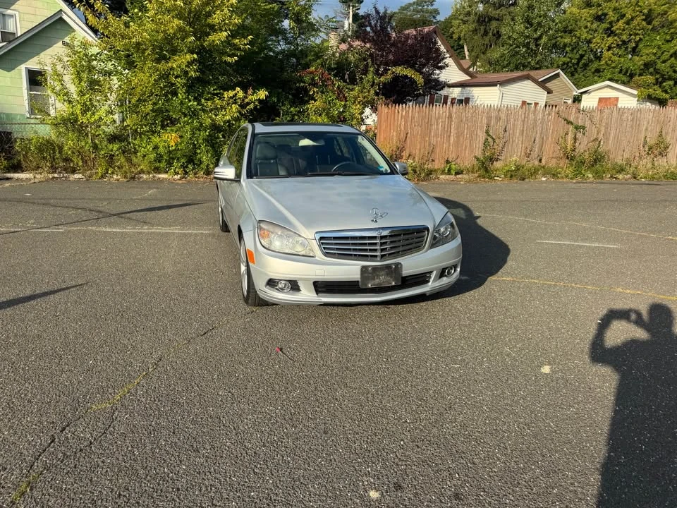 2011 Mercedes-Benz W204 C-Class - Image 4 of 20