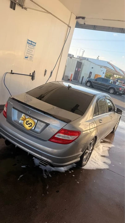 2011 Mercedes-Benz W204 C-Class - Image 5 of 19