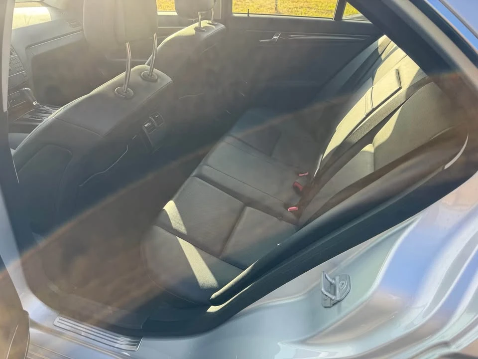 2011 Mercedes-Benz W204 C-Class - Image 14 of 20