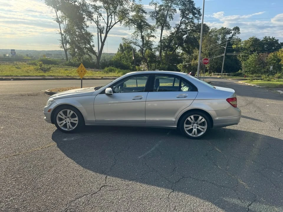 2011 Mercedes-Benz W204 C-Class - Image 12 of 20