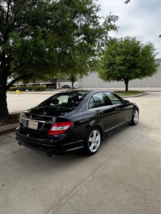 2011 Mercedes-Benz W204 C-Class - Image 5 of 13