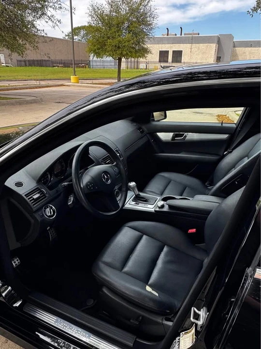 2011 Mercedes-Benz W204 C-Class - Image 7 of 13