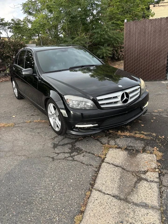 2011 Mercedes-Benz W204 C-Class - Image 4 of 8