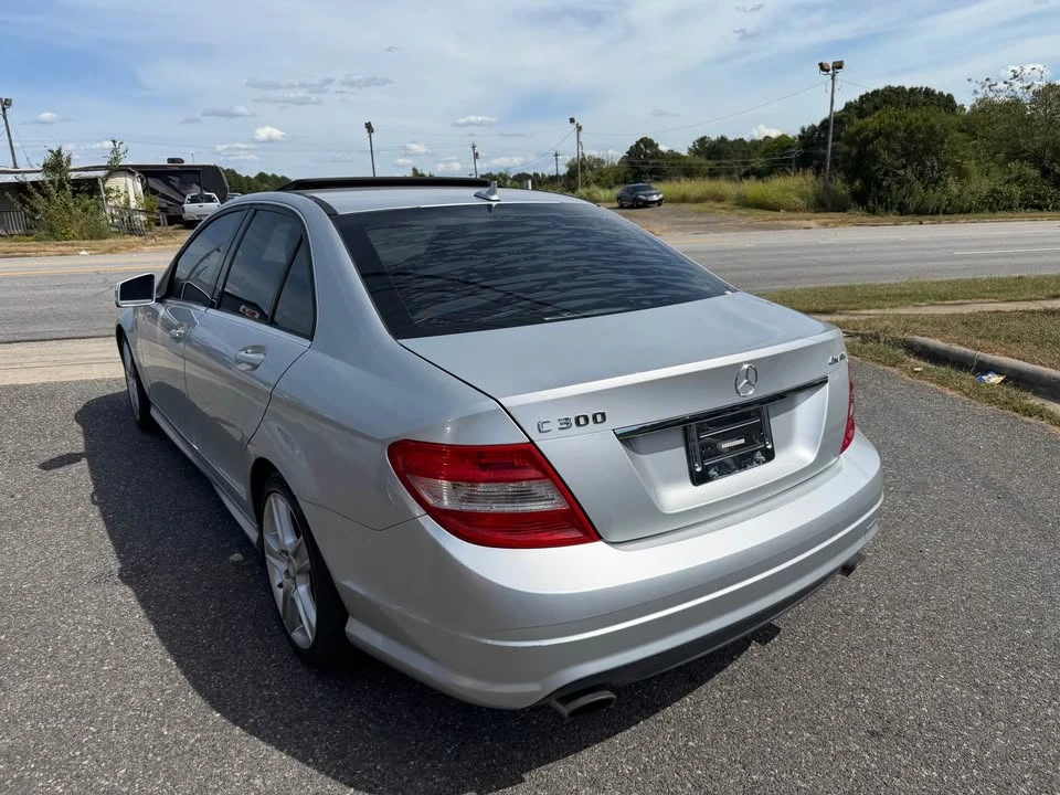 2011 Mercedes-Benz W204 C-Class - Image 7 of 16