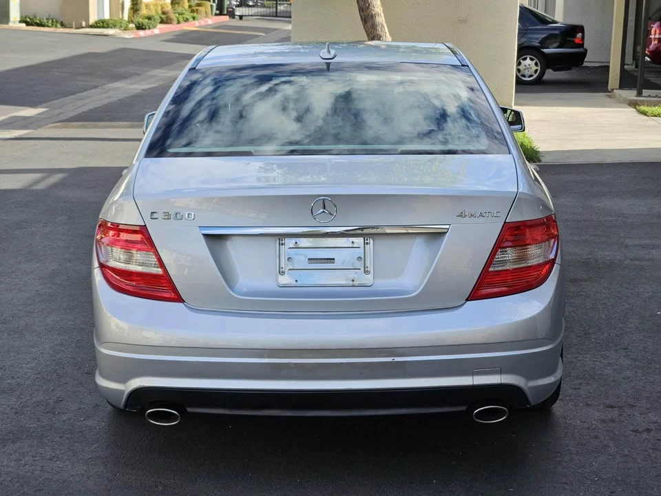 2011 Mercedes-Benz W204 C-Class - Image 6 of 13