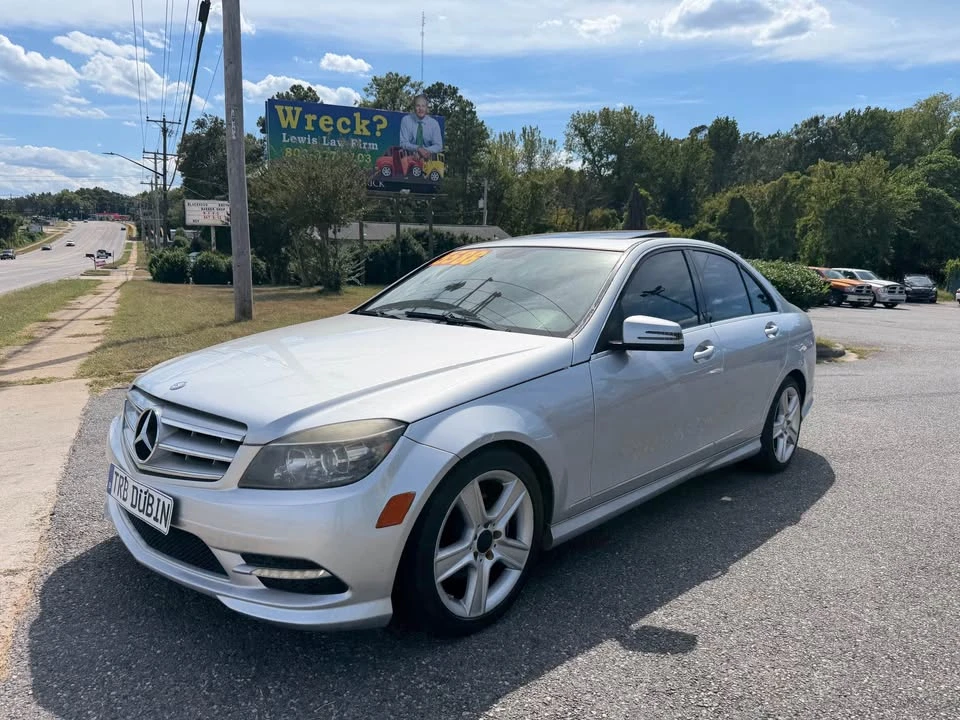 2011 Mercedes-Benz W204 C-Class - Image 3 of 16