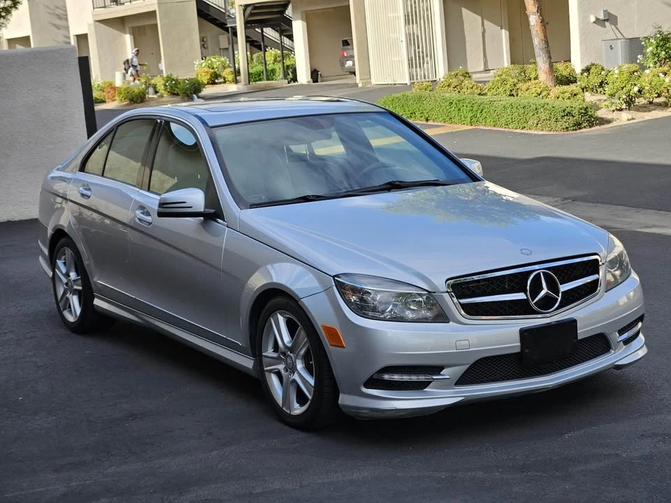 2011 Mercedes-Benz W204 C-Class - Image 3 of 13