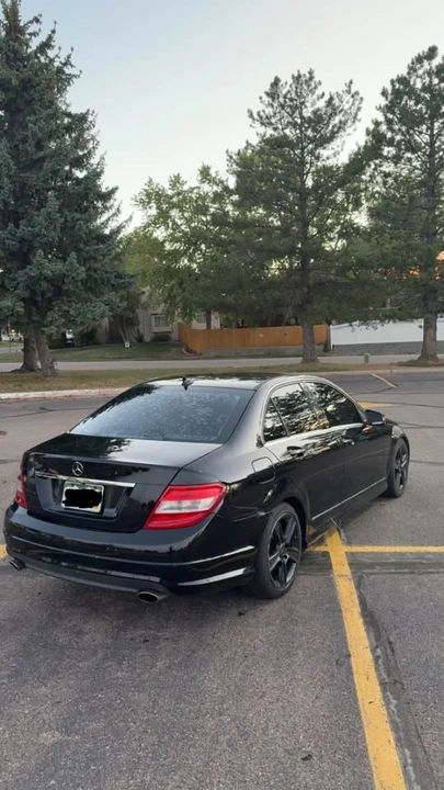 2011 Mercedes-Benz W204 C-Class - Image 4 of 12