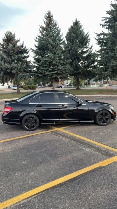 2011 Mercedes-Benz W204 C-Class - Image 2 of 12