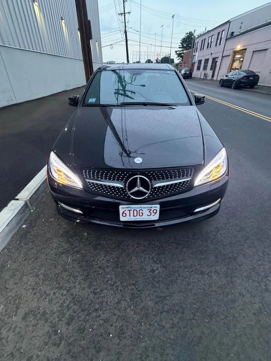 2011 Mercedes-Benz W204 C-Class - Image 3 of 7