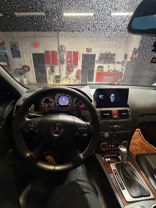 2011 Mercedes-Benz W204 C-Class - Image 7 of 7