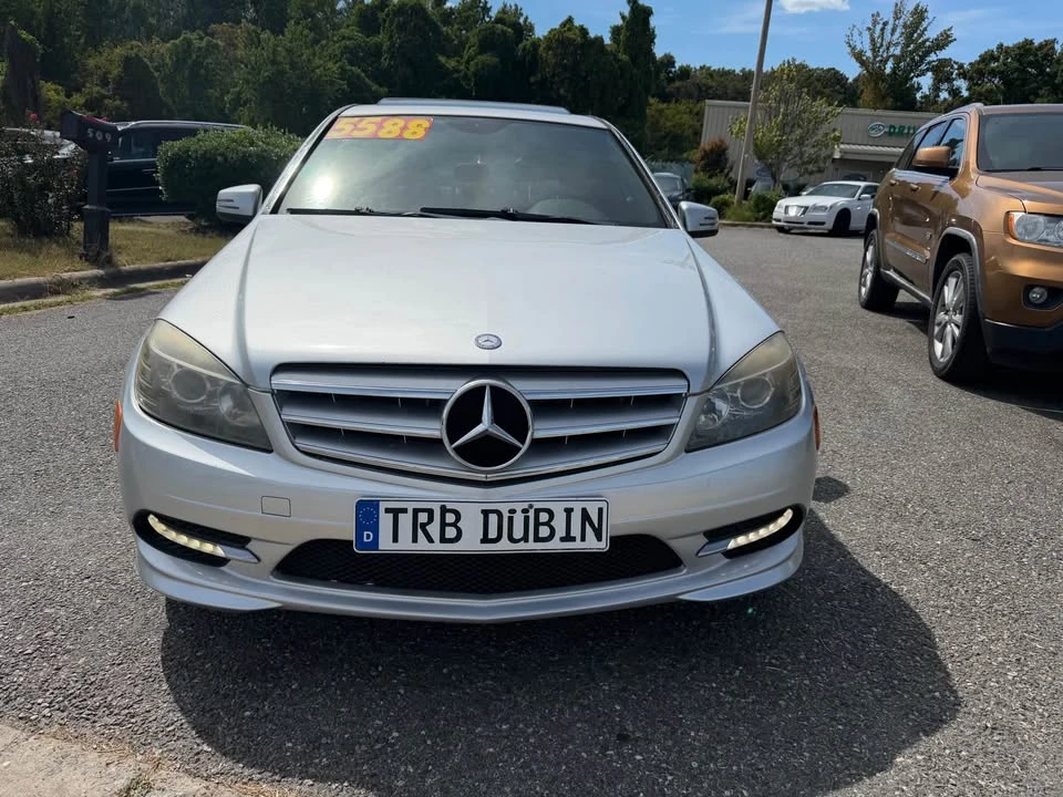 2011 Mercedes-Benz W204 C-Class - Image 15 of 16