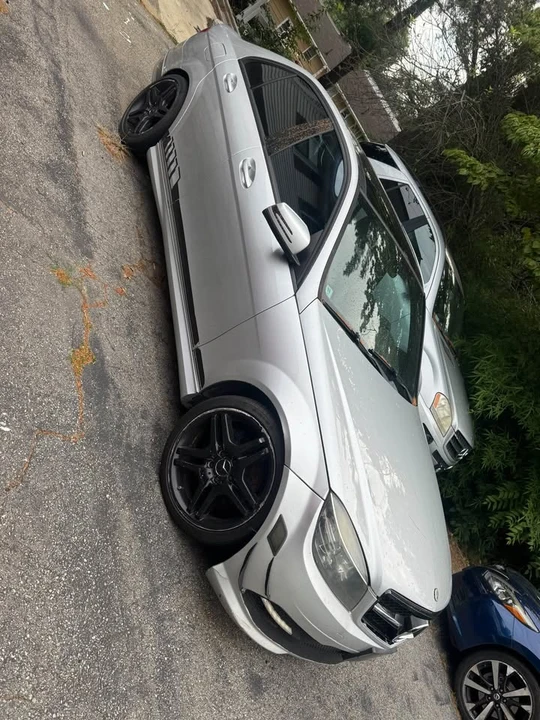 2011 Mercedes-Benz W204 C-Class - Image 3 of 10