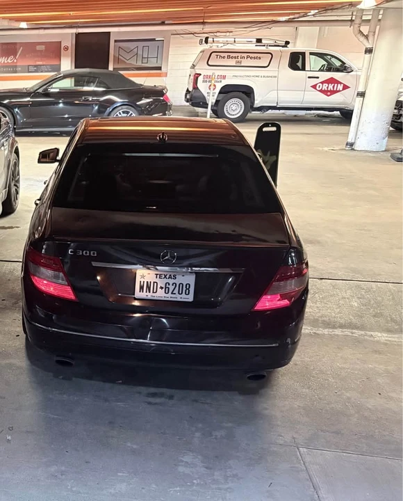 2011 Mercedes-Benz W204 C-Class - Image 4 of 7