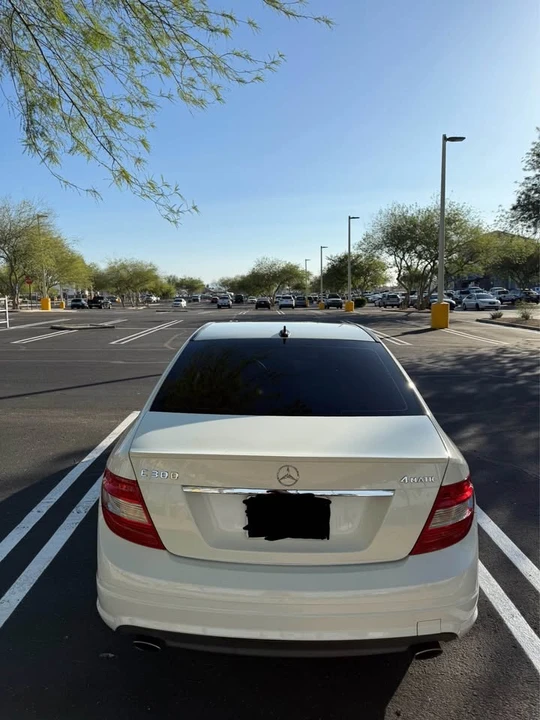 2011 Mercedes-Benz W204 C-Class - Image 6 of 17