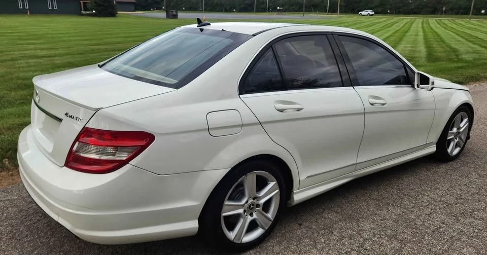 2011 Mercedes-Benz W204 C-Class - Image 5 of 15