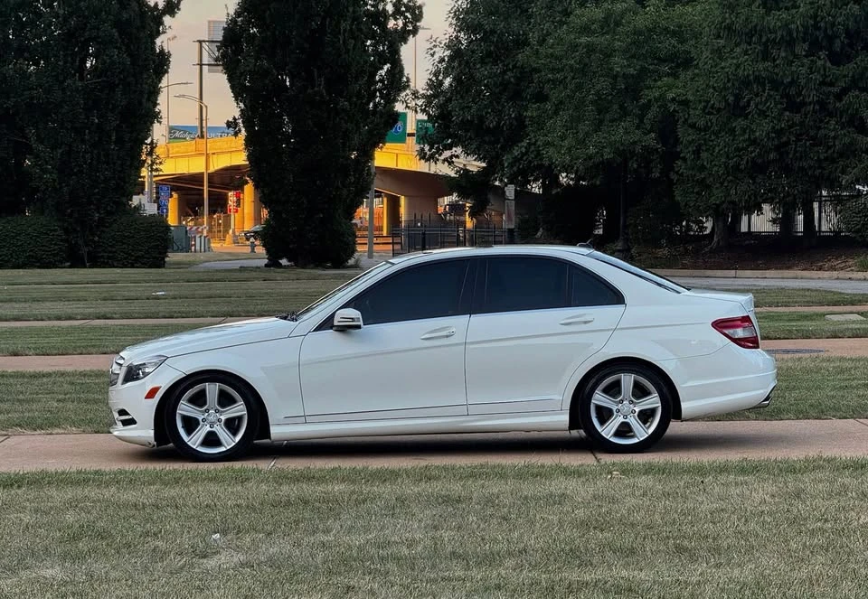 2011 Mercedes-Benz W204 C-Class - Image 6 of 15