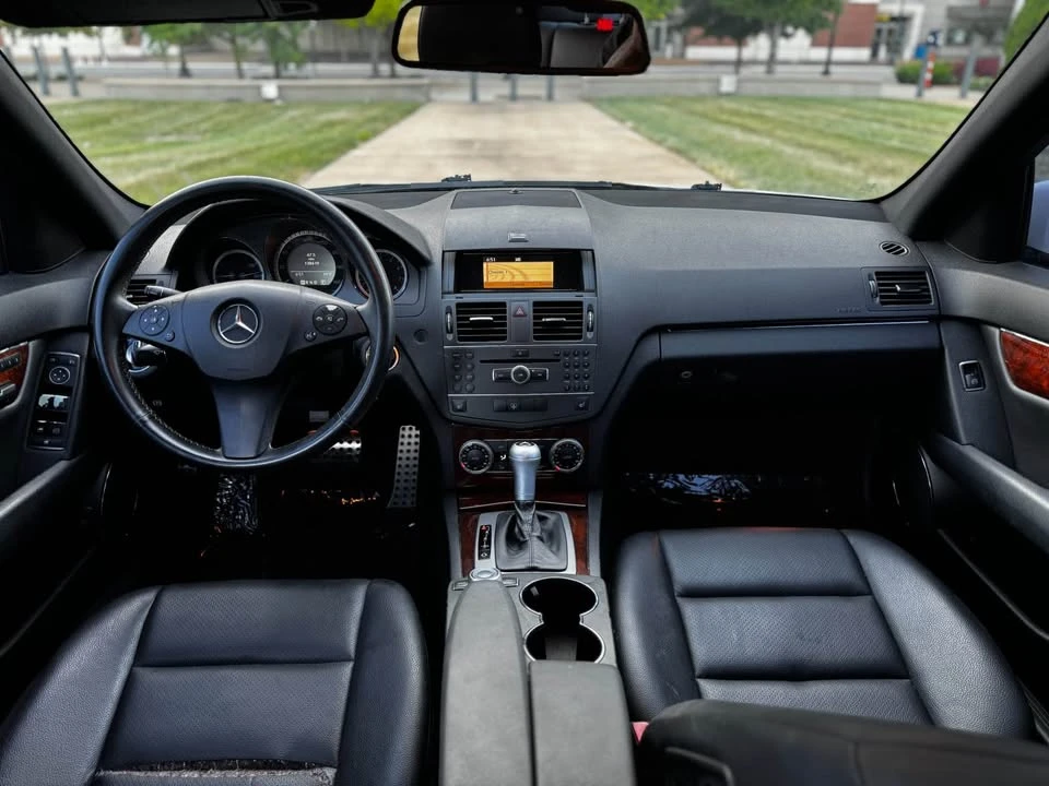 2011 Mercedes-Benz W204 C-Class - Image 10 of 15