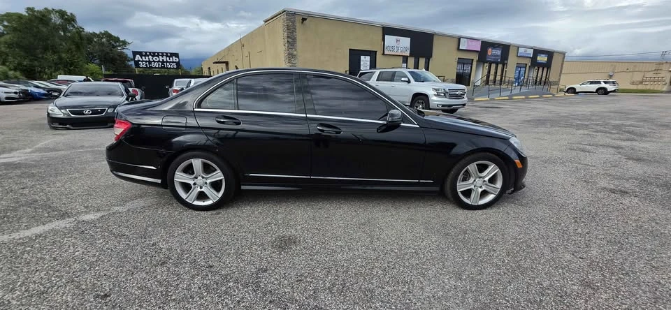 2011 Mercedes-Benz W204 C-Class - Image 4 of 11
