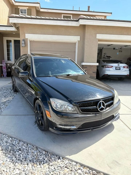 2011 Mercedes-Benz W204 C-Class - Image 3 of 9