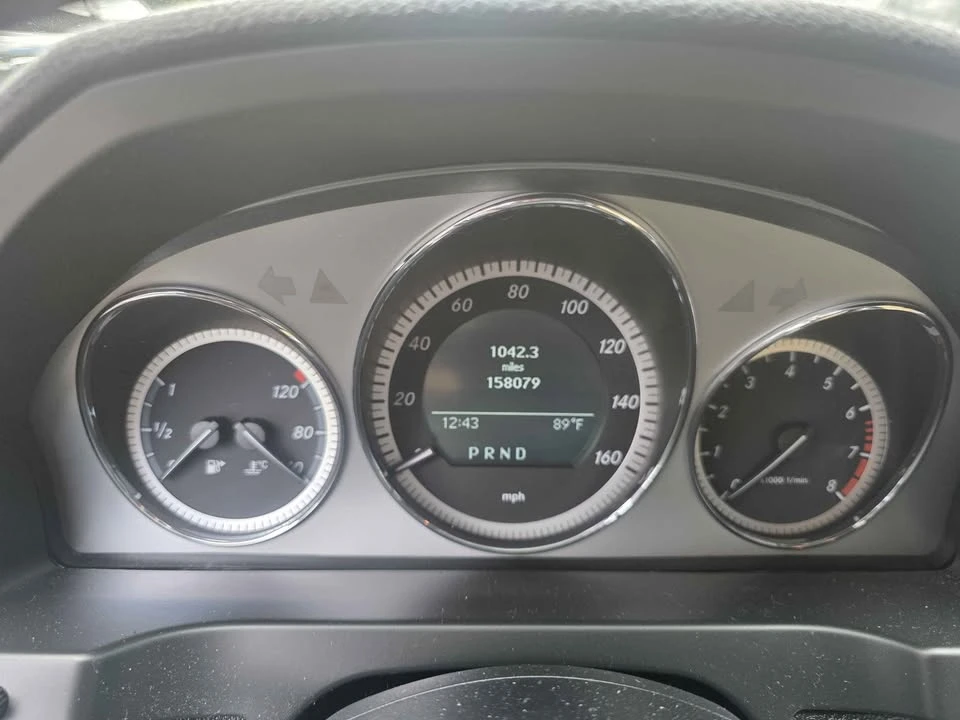 2011 Mercedes-Benz W204 C-Class - Image 9 of 14