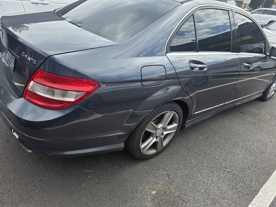 2011 Mercedes-Benz W204 C-Class - Image 7 of 14