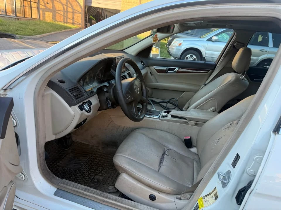 2011 Mercedes-Benz W204 C-Class - Image 7 of 7