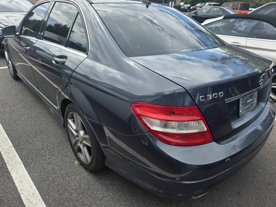 2011 Mercedes-Benz W204 C-Class - Image 3 of 14